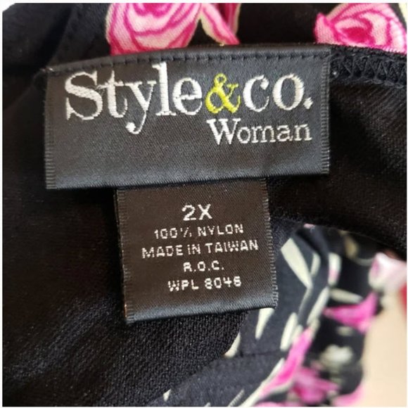 absolutely stunning black with pink roses Style & Co. blouse 2X - Picture 9 of 10